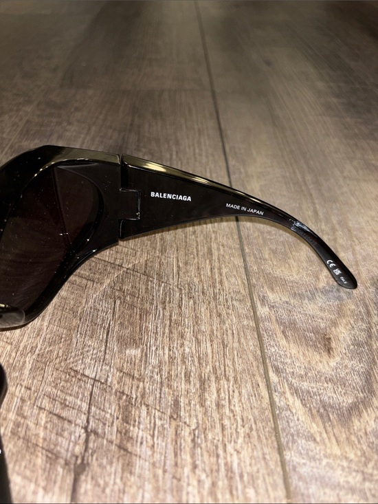 Balenciaga Butterfly Unisex Sunglasses NIB BB0154S main image 4